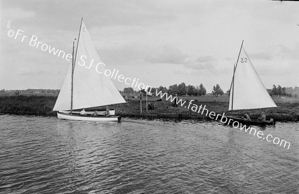 RACING ON THE WAVENEY NEAR THE FINISHING LINE A CLOSE FINISH